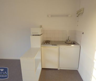 Location Appartement 1 pièce 27m² LE MANS 72000 - Photo 2