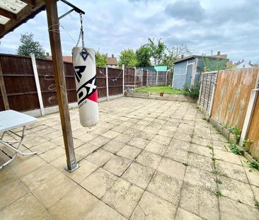 3 bedroom house to rent - Photo 3