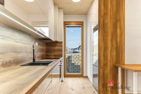 Pronájem bytu 2+kk 48 m - Fotografie 4