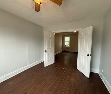 For Lease - 514 Cannon Street, Hamilton, Ontario - Photo 2