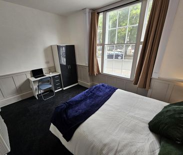 1 bedroom in a house share to rent - Photo 5