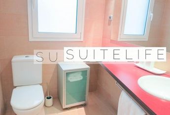 Monsieur Van Damme Lives Upstairs