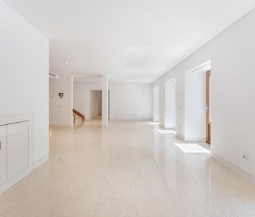 5 room luxury Detached House for rent in Sintra, Portugal - Photo 1