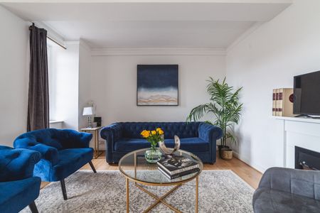 3 Bed Flat, St. Johns Court, NW3 - Photo 2