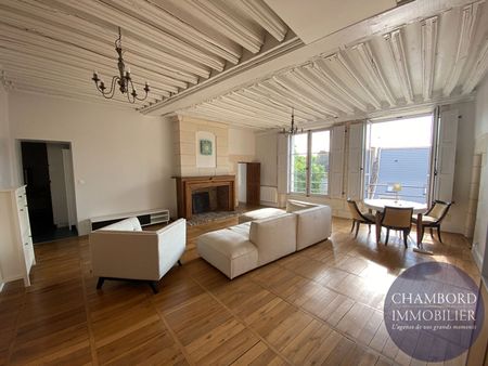 Appartement T2 loué à Blois : un bien d'exception dans un hôtel particulier Renaissance classé - Photo 5