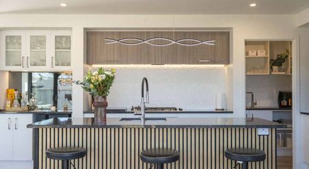 Stylish Four-Bedroom Living in Wharewaka - Photo 5