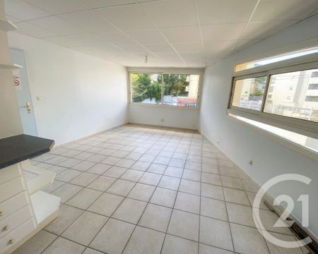 Location Appartement 1 pièce 35m² MONTPELLIER 34090 - Photo 2