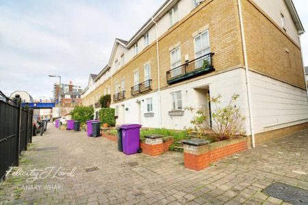 1 bedroom in a flat share to rent - Photo 5