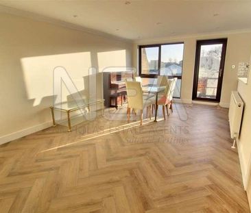 Riverside Court, Caversham, Reading, RG4 - Photo 4