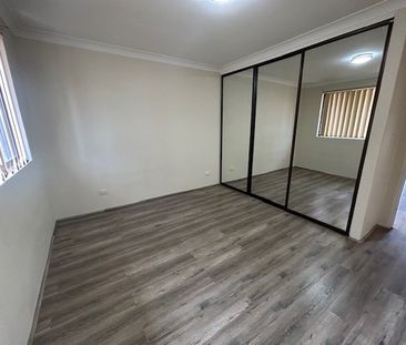 2 bedder unit - Photo 5