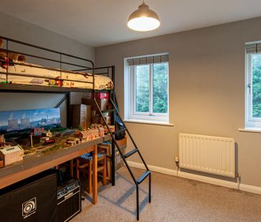 2 bedroom end of terrace house to rent - Photo 5