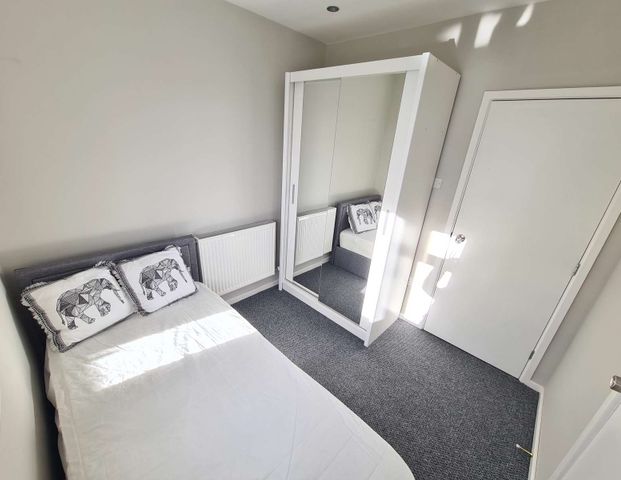 Highmeadow Crescent Room 2 - Photo 1