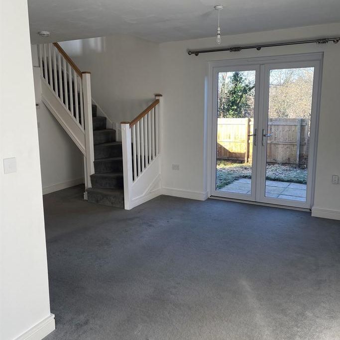 3 bedroom end of terrace house to rent - Photo 1