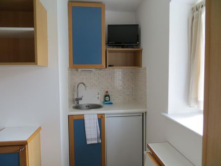 Flat 102 Fulham Palace Road, Fulham W6 9HH - Photo 4