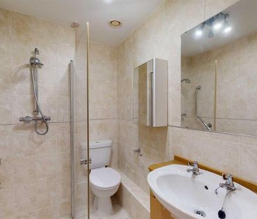 2 bedroom retirement property to rent - Photo 5