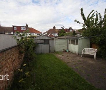 2 bedroom maisonette to rent - Photo 4
