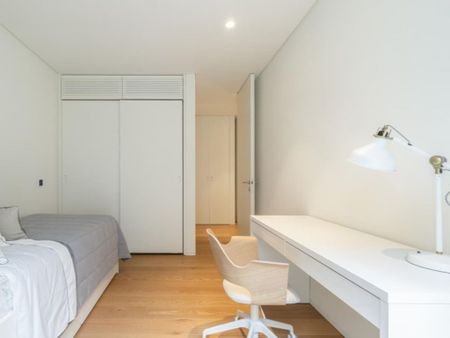 3 room luxury Flat for rent in Cascais e Estoril, Portugal - Photo 2