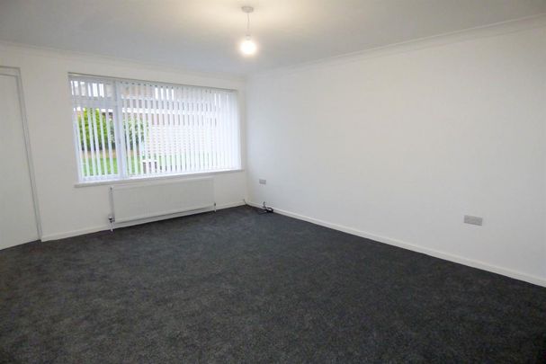 2 bedroom bungalow to rent - Photo 1