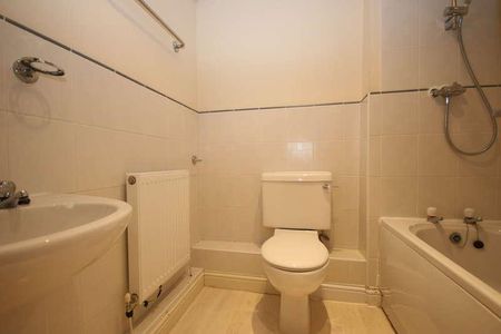 Fishers Bank, Littleport, Ely, CB6 - Photo 5