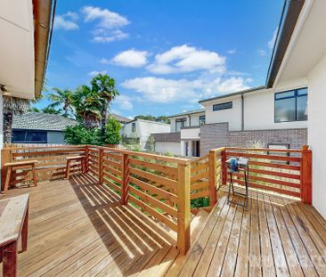 Bright, Effortless Living in this Prized Pocket of Templestowe Lower - Photo 2