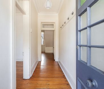 184 Beattie Street, Balmain NSW 2041 - Terrace For Rent | Domain - Photo 5