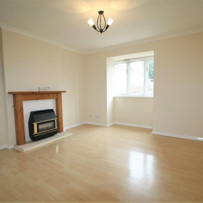 2 bedroom end of terrace house to rent - Photo 1