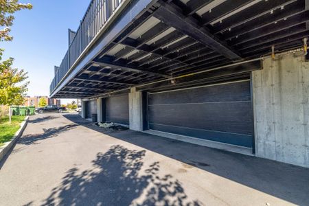 Maison à étages - 184 Av. Jenkins - Photo 2