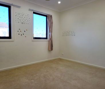 2/12 Keogh Street, Burwood - Photo 4