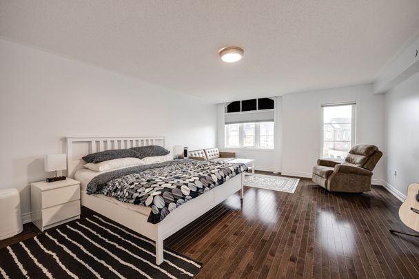 For Lease - 1331 Major Mackenzie Drive Unit# 53, Vaughan, Ontario - Photo 1