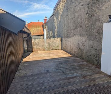Location Appartement 4 pièces 82m² - Photo 2