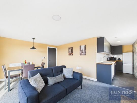 1 bedroom Flat To Let - Photo 1