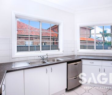 1/76 Mimosa Street, Bexley NSW 2207 - House For Rent | Domain - Photo 1