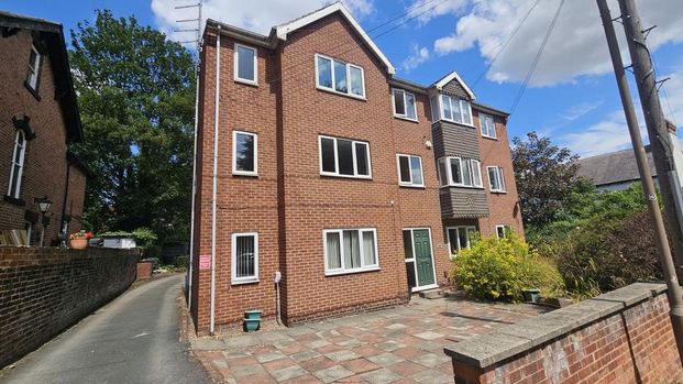 2 bedroom flat to rent - Photo 1