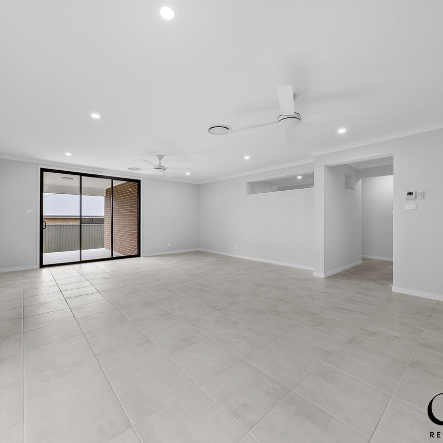 5 Glen Lorne Circuit, Gilead NSW 2560 - House For Rent | Domain - Photo 1