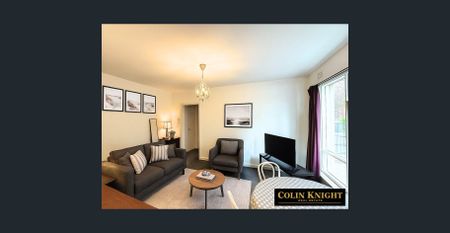 Elegance in a Prestigious South Yarra Setting - Photo 2