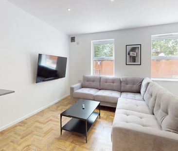 1 bedroom in a house share to rent - Photo 1