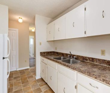 Classic Suite - 2 Bedroom - Photo 4