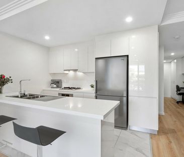 3 Bedroom Apartment - Photo 4