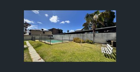 Step into easy living with this stylish, low maintenance furnished home! - Photo 2