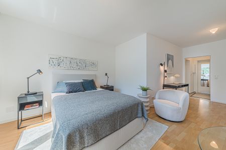 City-Residence: Schickes, neu möbliertes Apartment in bester Westendlage mit Lift - Photo 3