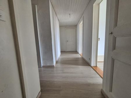 "Appart Charmant au Cour de La Chaux-de-Fonds" - Photo 2