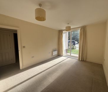 Coxhill Way, Aylesbury - Photo 2