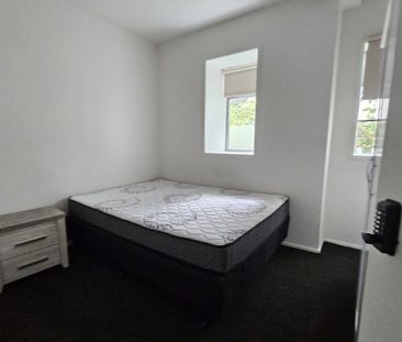 4C/163 Thorndon Quay, Pipitea, WLG 6011 - Photo 4