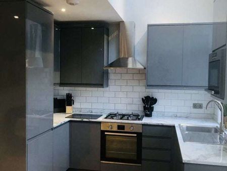 Aldbourne Road Studio 3 - Photo 4