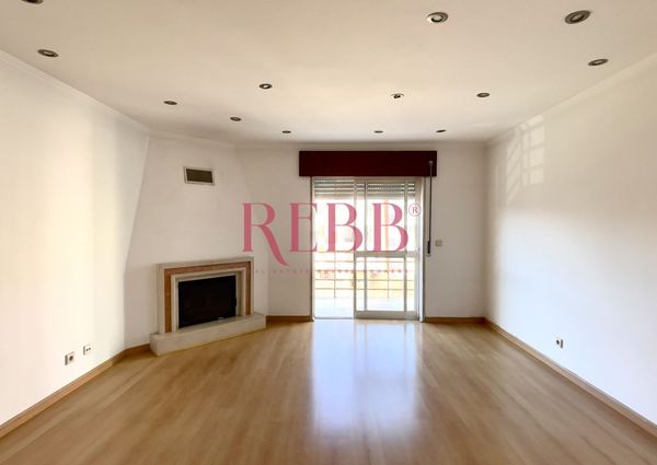 Apartamento T2 em Setúbal