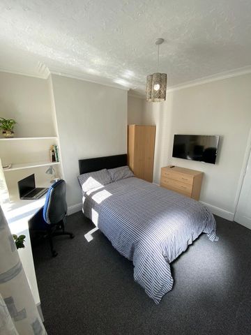 109 Storer Road - Brand New 4 Double Rooms & 2 BathroomsLoughborough - Photo 5