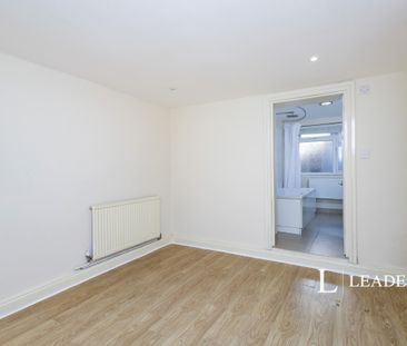 1 bedroom flat to rent Ashford Road - Photo 1