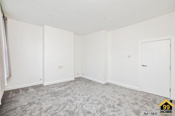 2 bedroom maisonette to rent - Photo 1