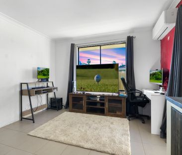 34a Chidzey Drive, Seville Grove WA 6112 - House For Rent | Domain - Photo 4