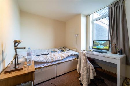 8 bedroom house to rent - Photo 4